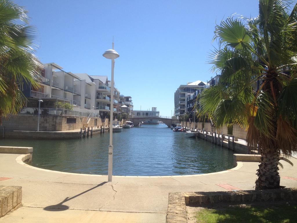 Mandurah Ocean Marina Chalets ภายนอก รูปภาพ