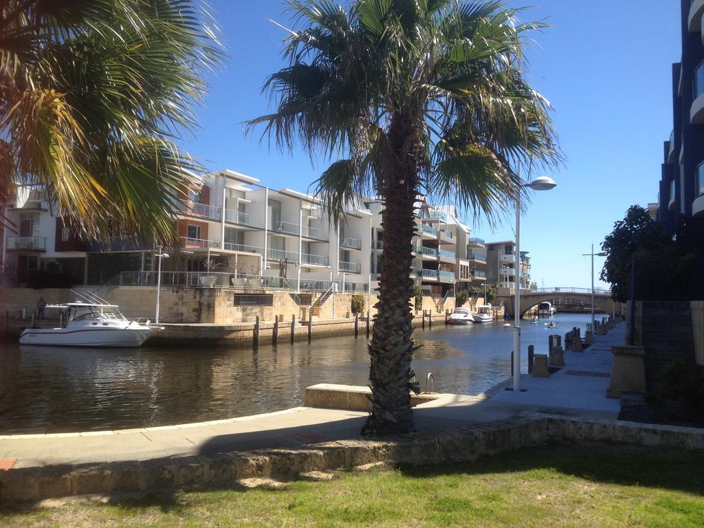 Mandurah Ocean Marina Chalets ภายนอก รูปภาพ