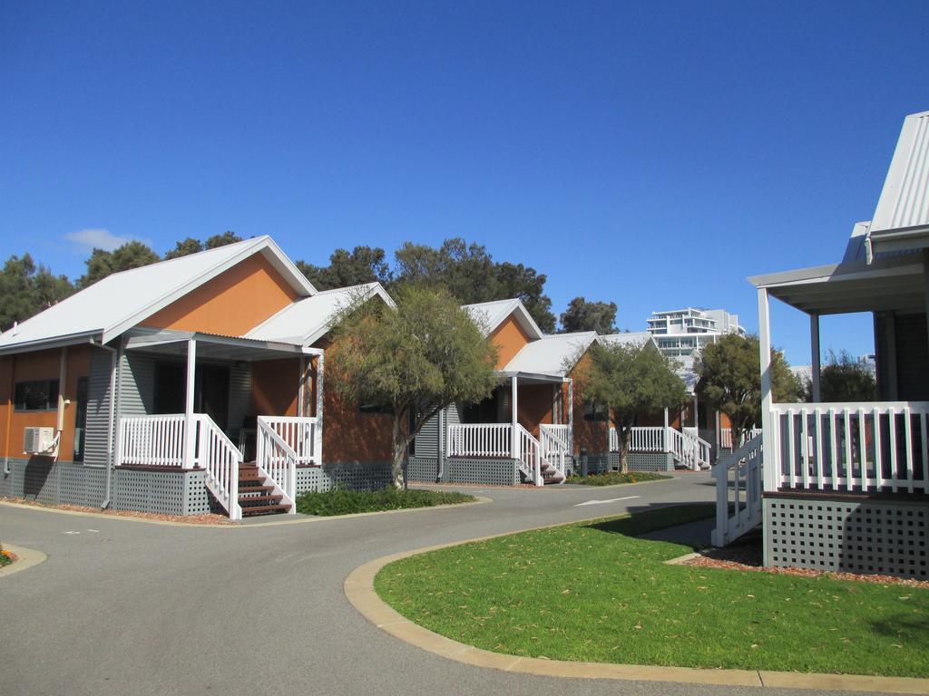 Mandurah Ocean Marina Chalets ภายนอก รูปภาพ