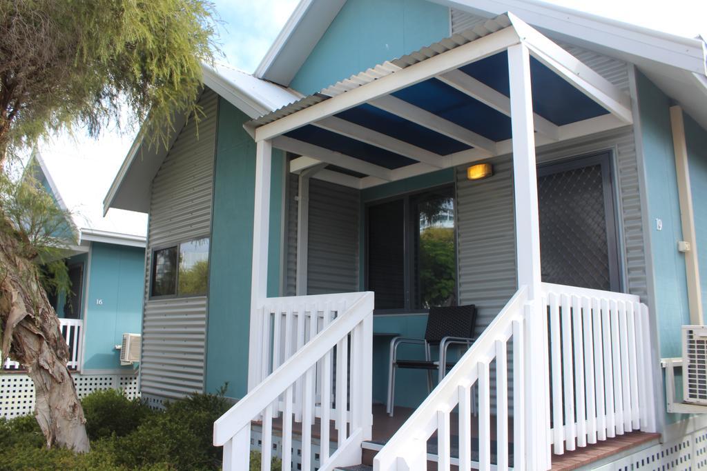 Mandurah Ocean Marina Chalets ภายนอก รูปภาพ