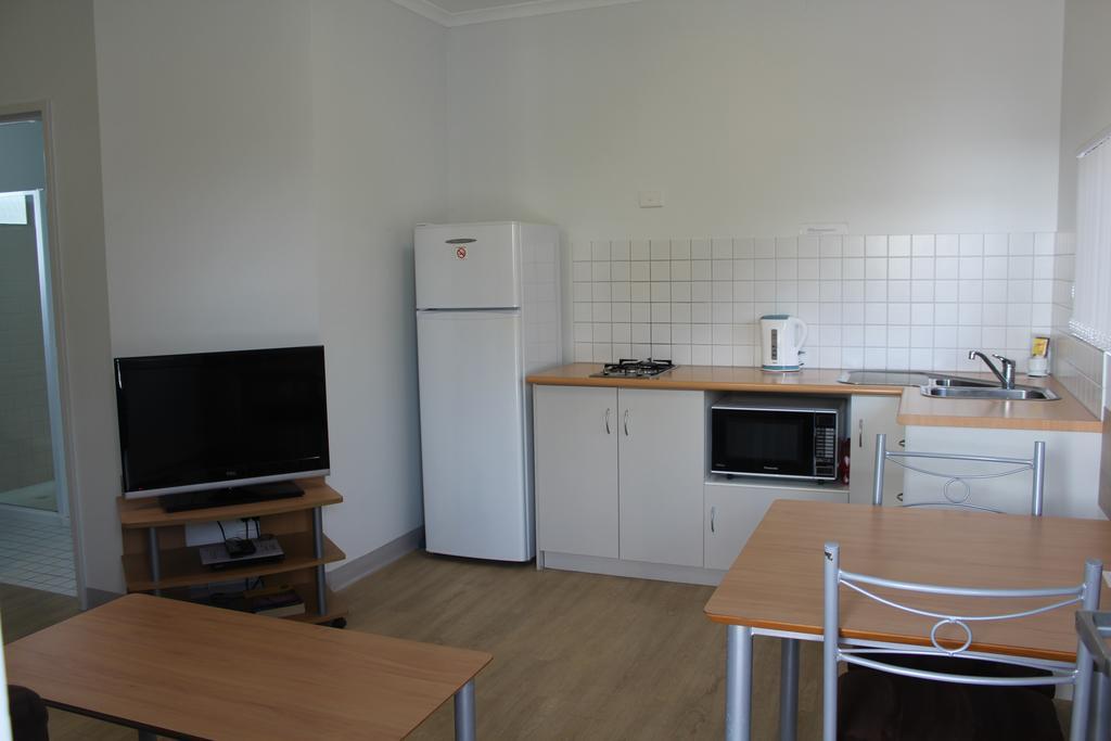 Mandurah Ocean Marina Chalets ภายนอก รูปภาพ