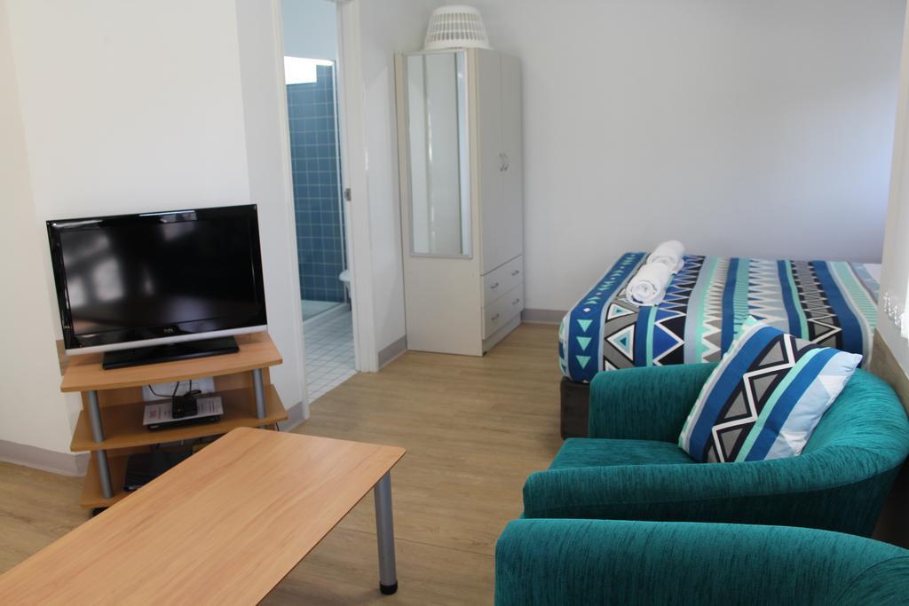 Mandurah Ocean Marina Chalets ภายนอก รูปภาพ