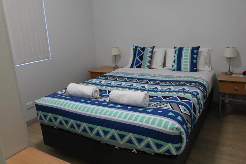 Mandurah Ocean Marina Chalets ภายนอก รูปภาพ