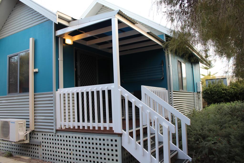 Mandurah Ocean Marina Chalets ภายนอก รูปภาพ